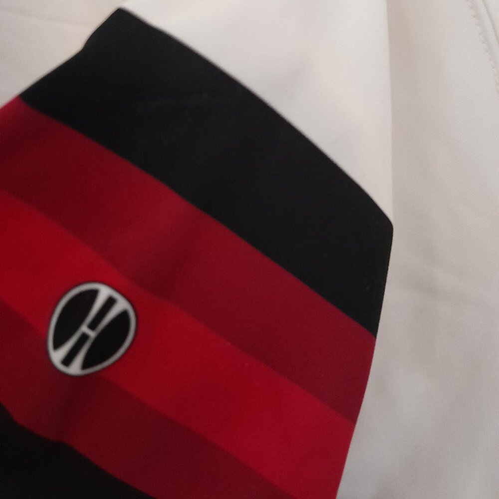 FREE WITH PURCHASE!! - Chicago Bulls Jersey 11 Woomer - Picture 4 of 8